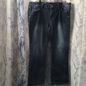 DKNY Ludlow Jean blue stretch waist 36 inseam 26 short